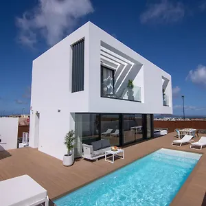 Yolo Luxe Sur Private Pool By Holidays Villa